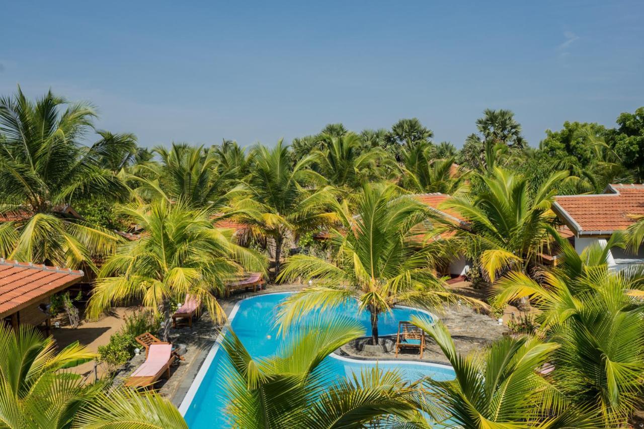 Babar Point Hotel Arugam Bay Exterior photo